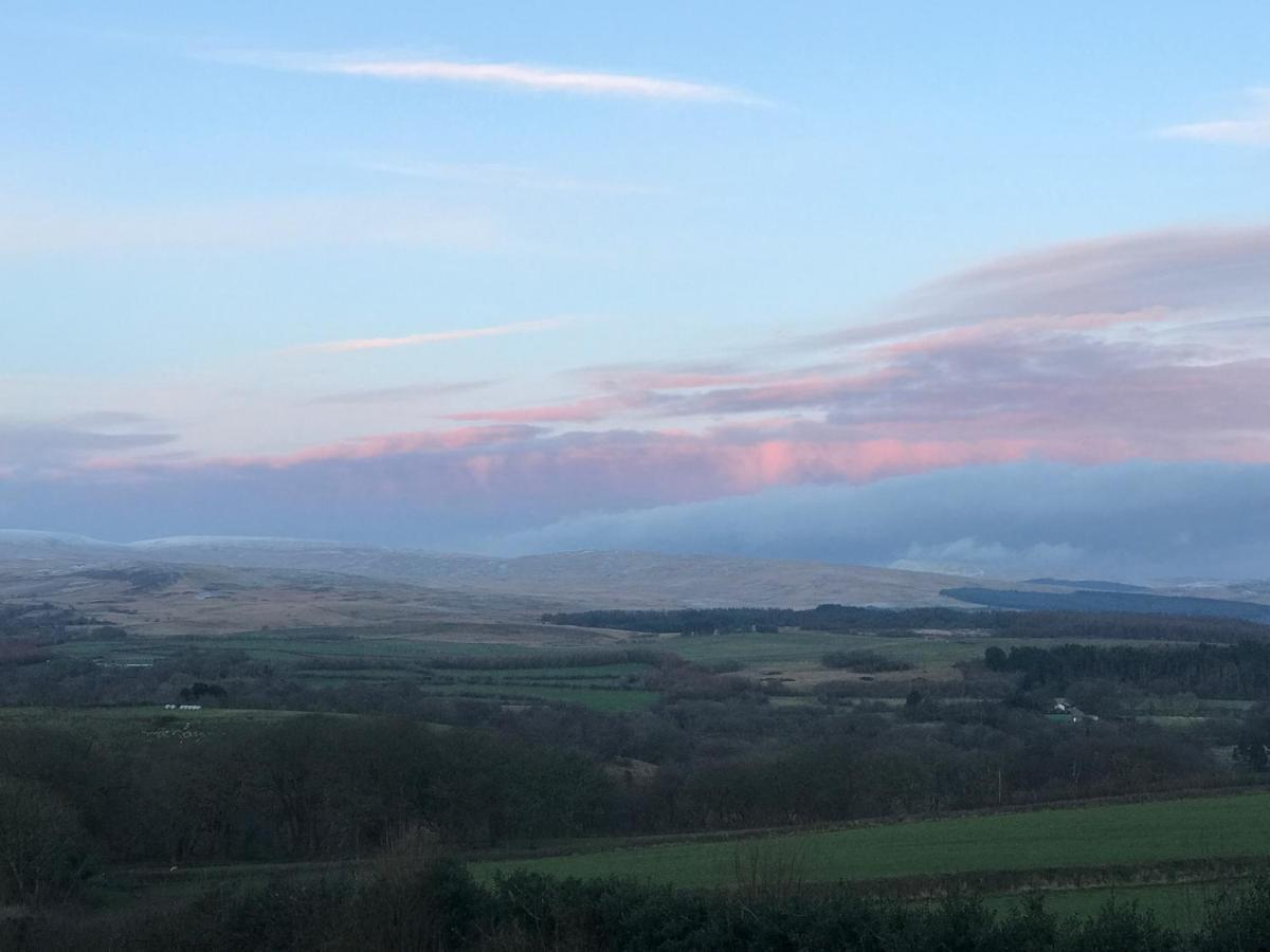 Cwtch Farm Bed & Breakfast Ystalyfera Luaran gambar