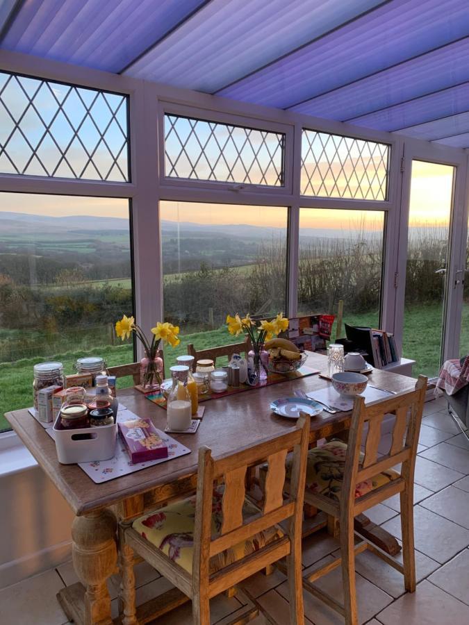 Cwtch Farm Bed & Breakfast Ystalyfera Luaran gambar