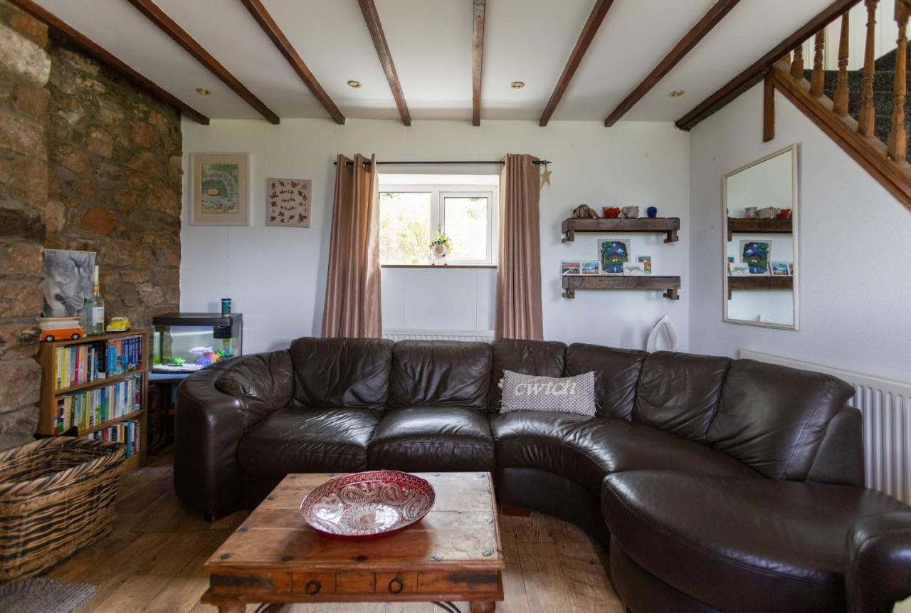 Cwtch Farm Bed & Breakfast Ystalyfera Luaran gambar
