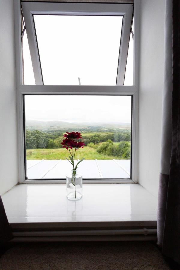 Cwtch Farm Bed & Breakfast Ystalyfera Luaran gambar