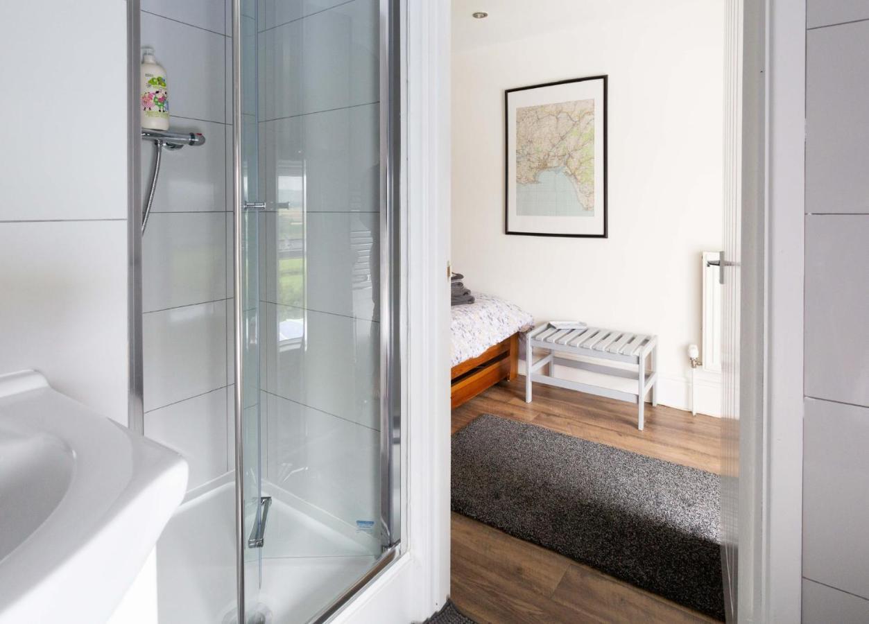Cwtch Farm Bed & Breakfast Ystalyfera Luaran gambar